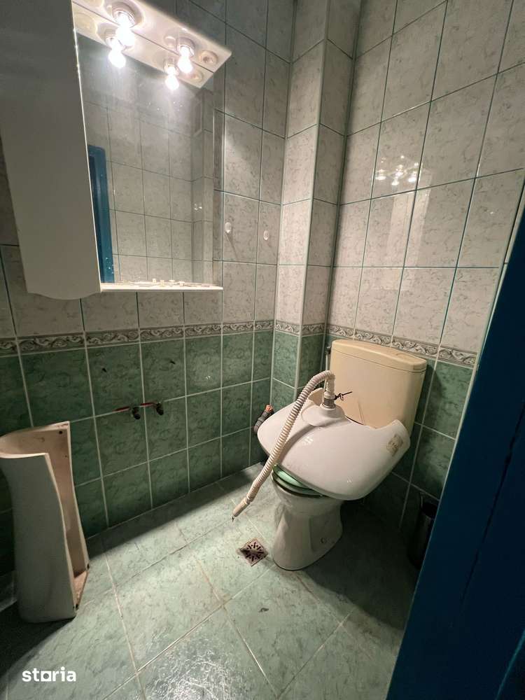 Apartament 3 camere Zona Laris -Finante - etaj 3/4 - 85 mp — fotografia 3