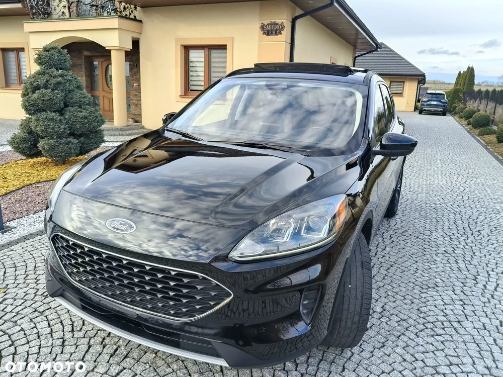 Ford Kuga 1.5 EcoBoost SOUND EDITION - 28