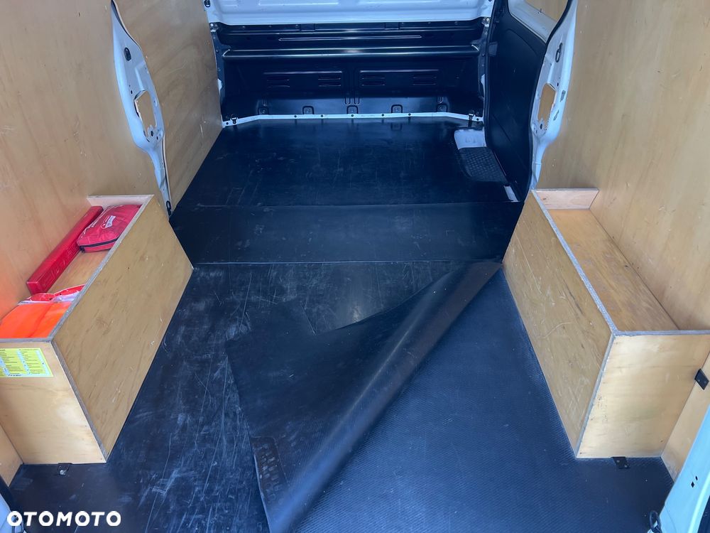 Renault TRAFIC - 31