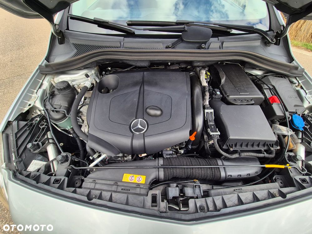 Mercedes-Benz Klasa B 180 CDI (BlueEFFICIENCY) 7G-DCT - 36