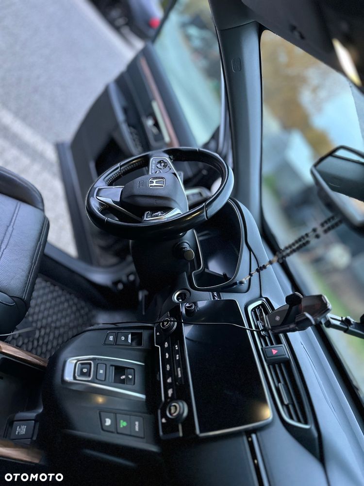 Honda CR-V ver-2-0-i--mmd-executive-honda-connectplus- - 27