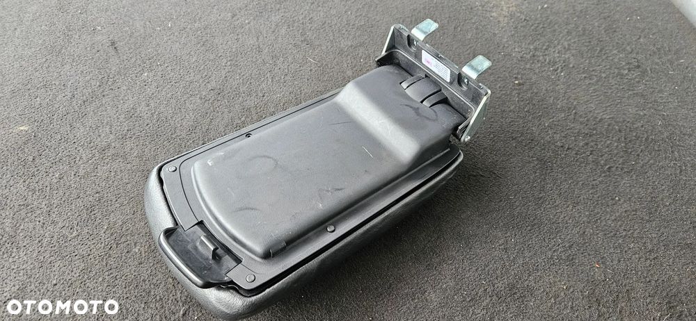 Podłokietnik skórzany skóra Peugeot 308 - 3