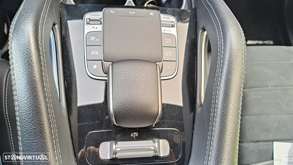 Mercedes-Benz GLE 300 d 4Matic - 28