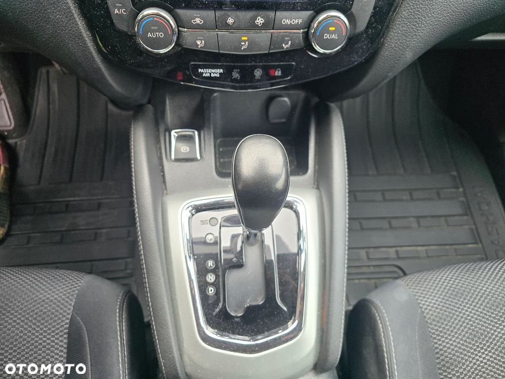 Nissan Qashqai 1.6 DCi Acenta Xtronic - 11