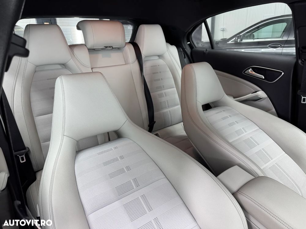 Mercedes-Benz A 200 d 7G-DCT AMG Line - 7