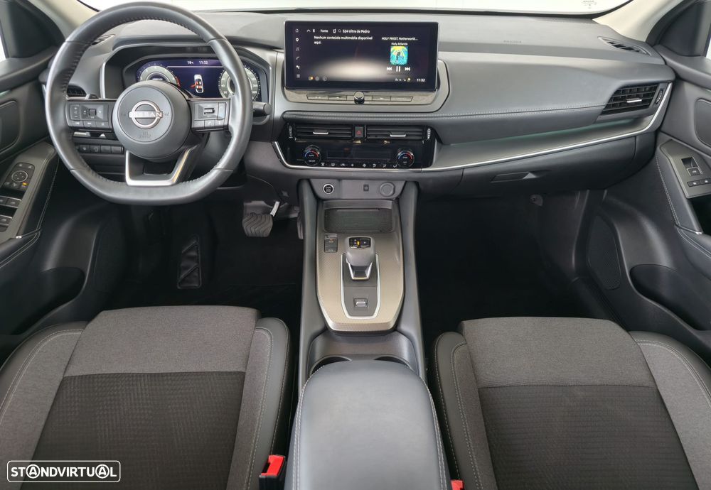 Nissan Qashqai 1.3 DIG-T N-Connecta LED+TT Xtronic - 6