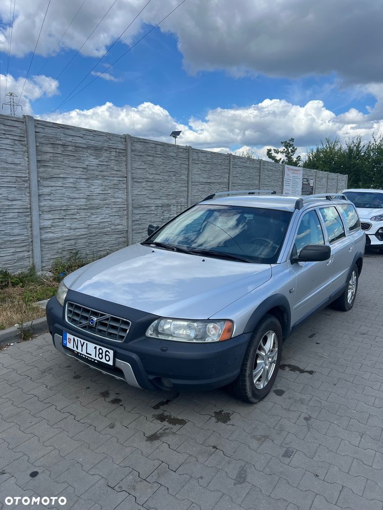 Volvo XC 70 - 1