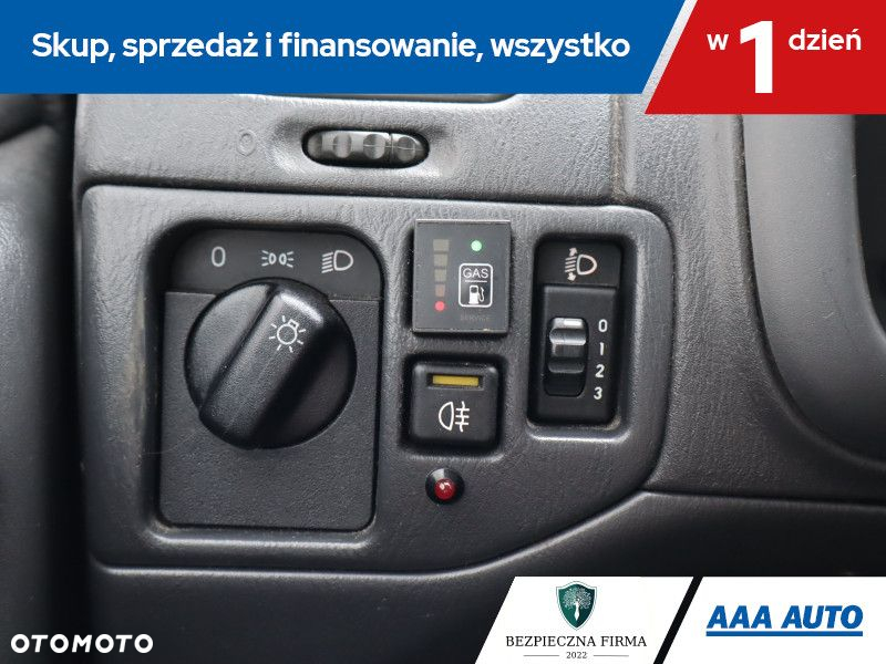 Opel Agila - 17