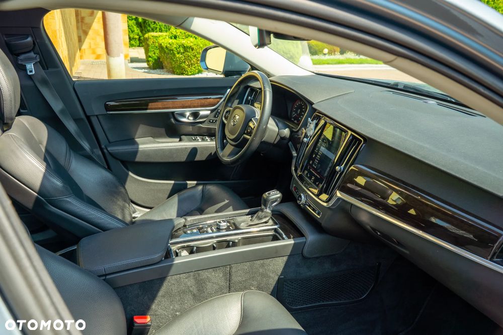 Volvo S90 T6 AWD Momentum - 10