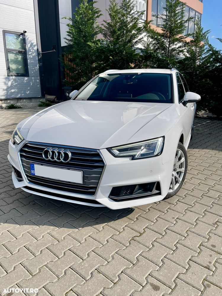Audi A4 40 TDI S tronic - 1