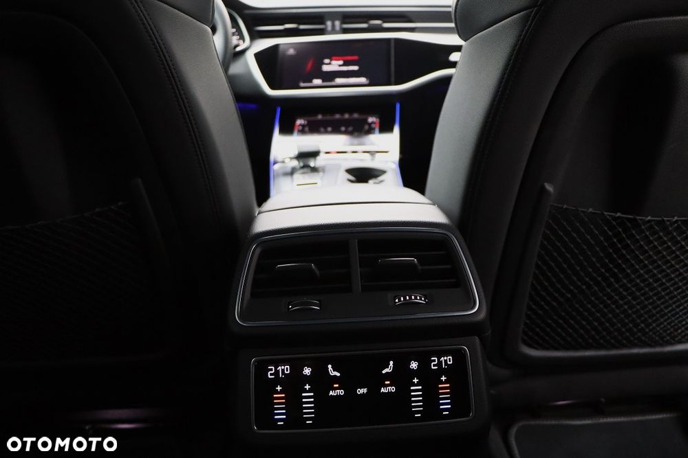 Audi A6 Avant 45 TFSI quattro S tronic S line - 28