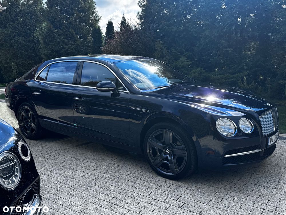 Bentley Flying Spur W12 - 4