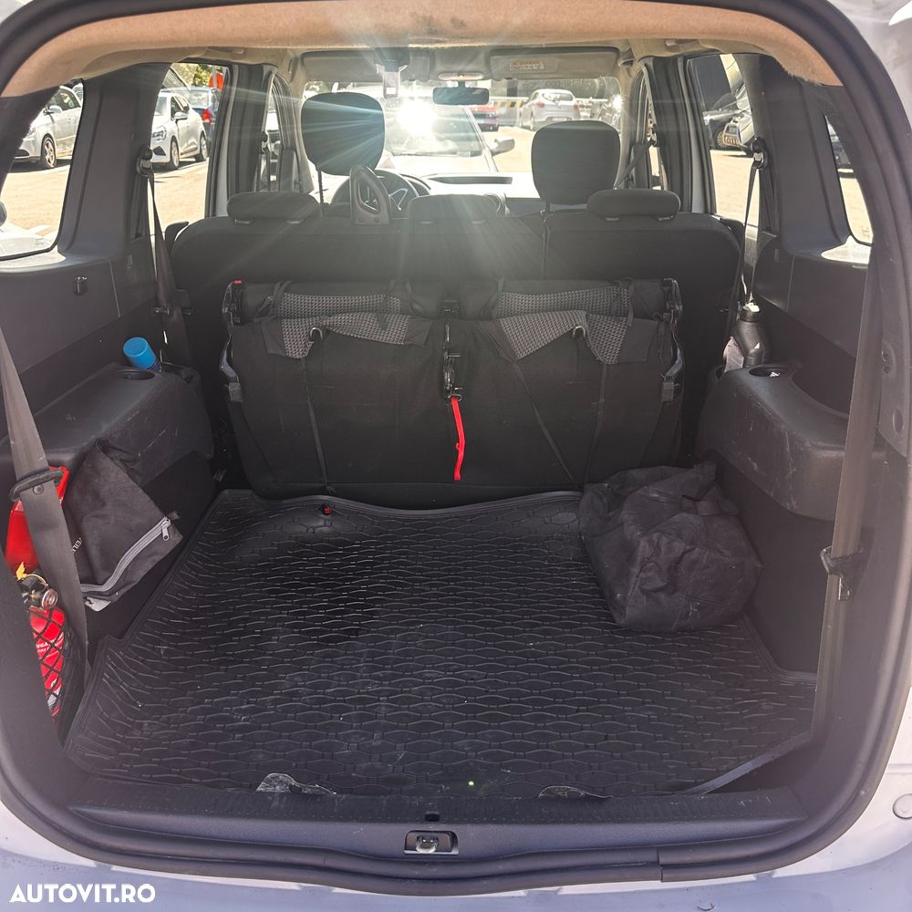 Dacia Lodgy 1.2 TCe 115 CP Laureate - 7