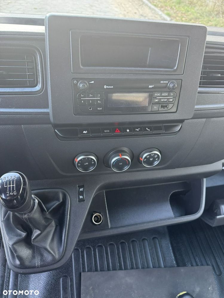 Renault Master - 15