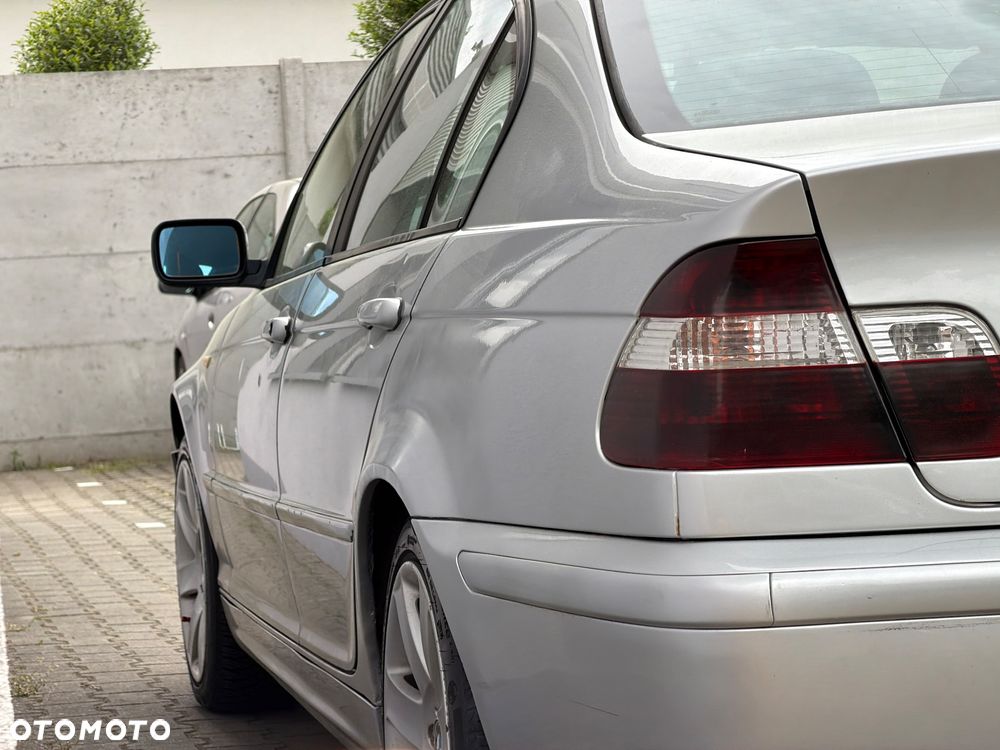BMW Seria 3 318d - 4