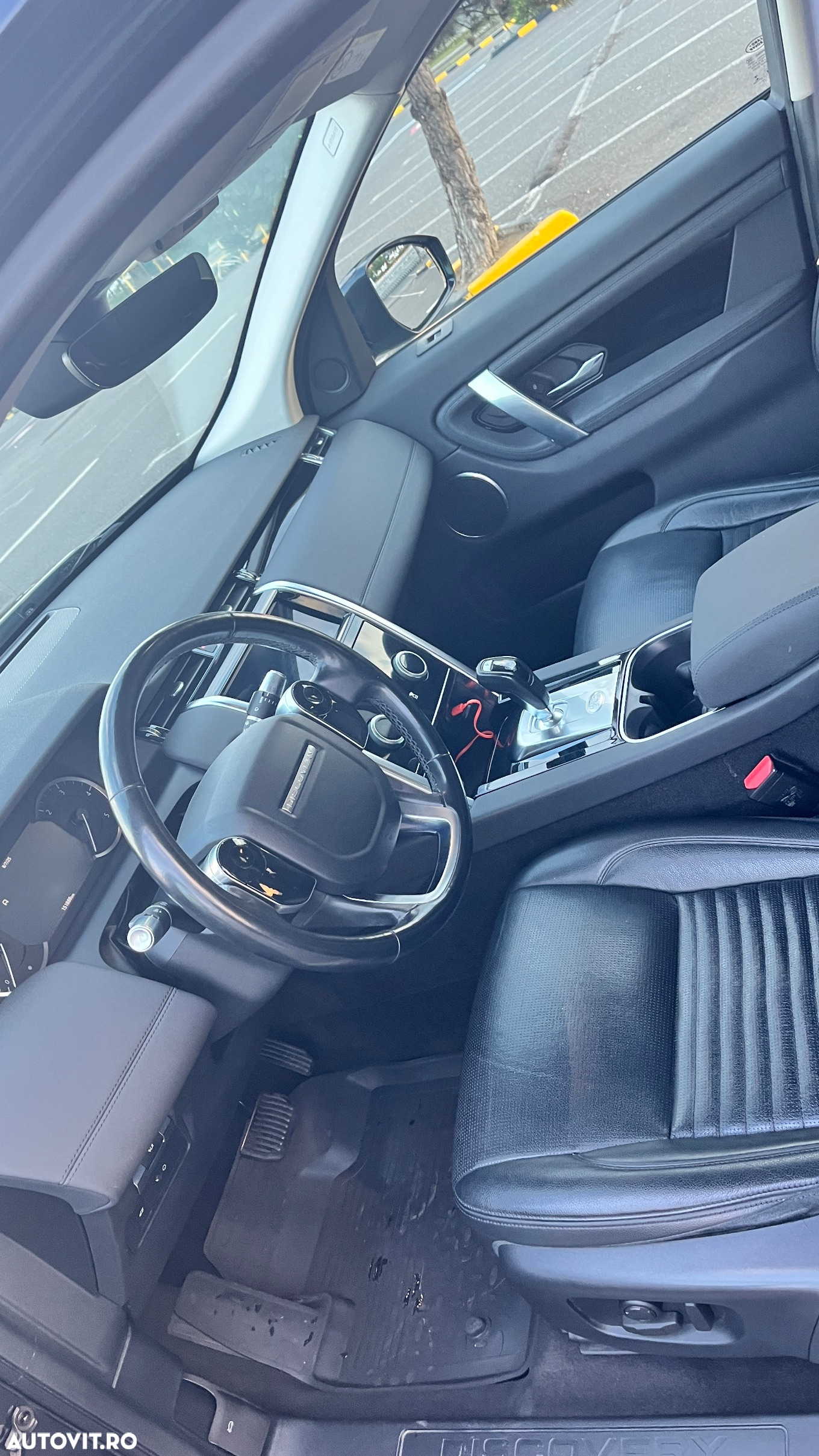 Land Rover Discovery Sport 2.0 D165 MHEV - 13