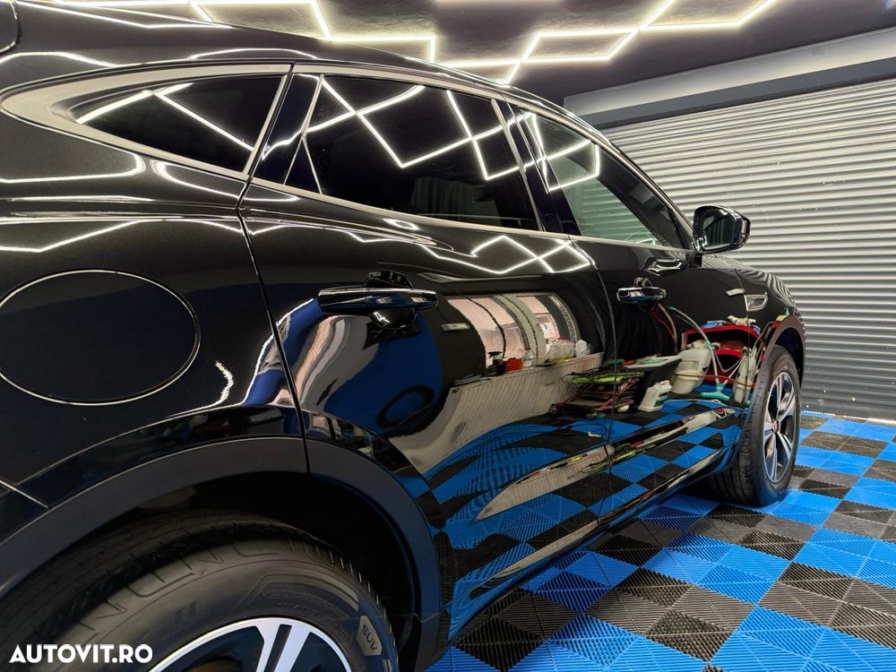 Jaguar E-Pace D165 R-Dynamic SE - 7