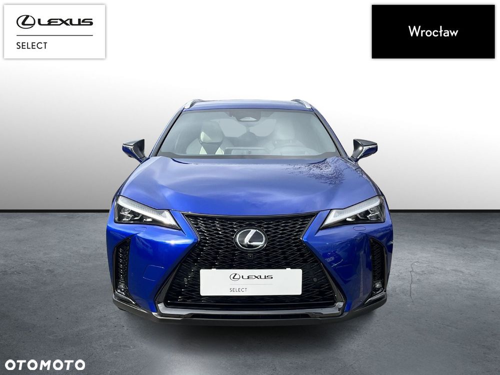 Lexus UX - 8