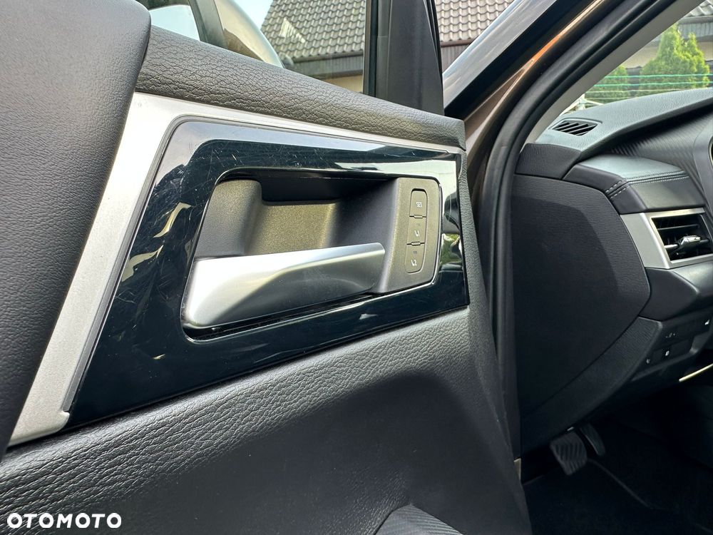 Mitsubishi Outlander - 15