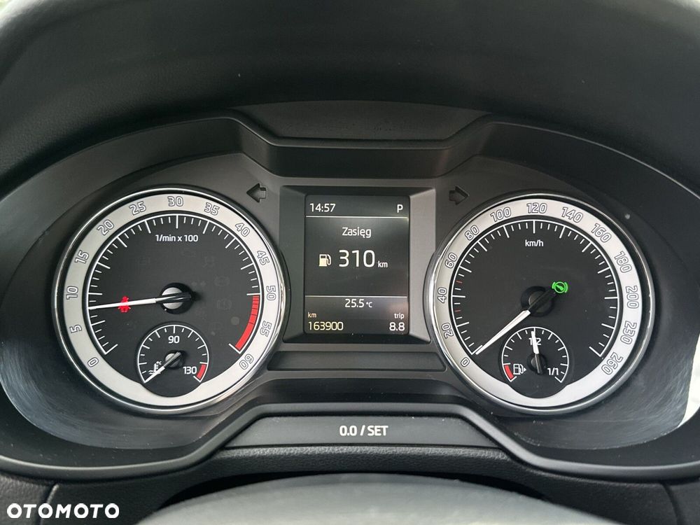 Skoda Octavia 2.0 TDI SCR Style DSG - 26
