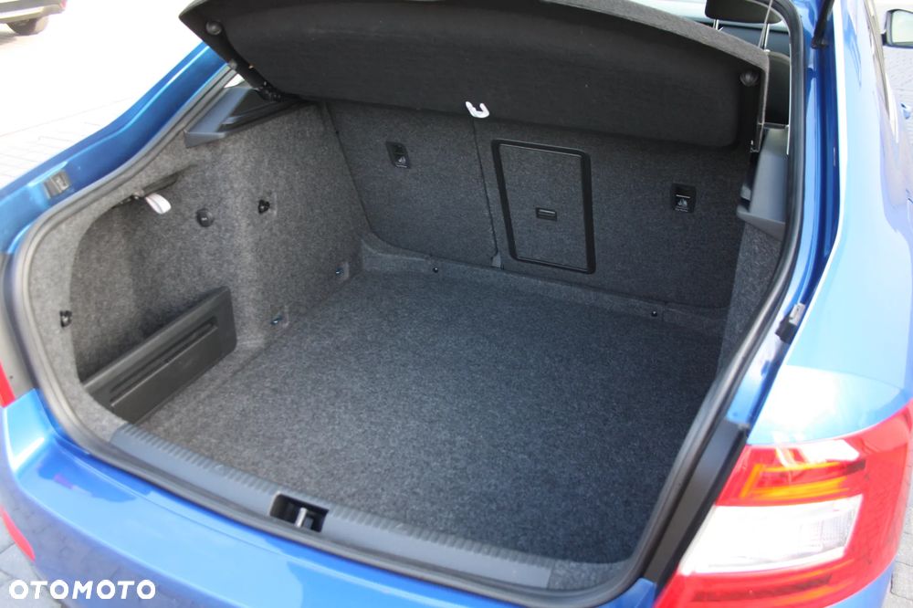 Skoda Octavia 2.0 TDI Premium Edition - 39