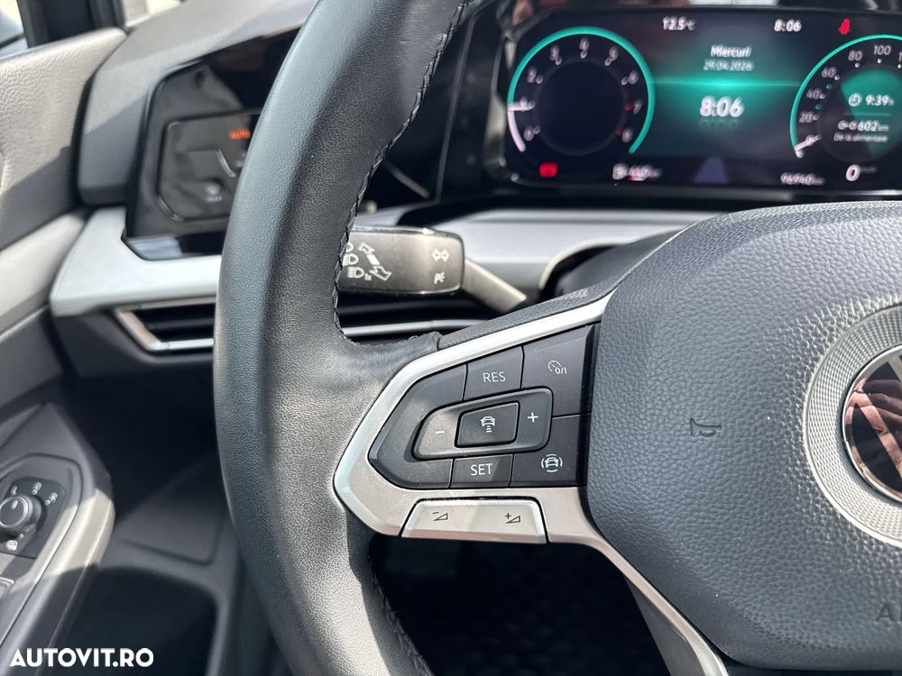 Volkswagen Golf - 16