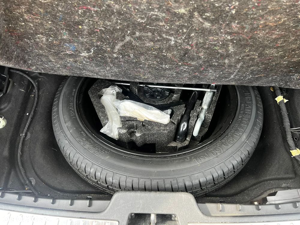 Volvo XC 90 D5 AWD Momentum 7os - 10