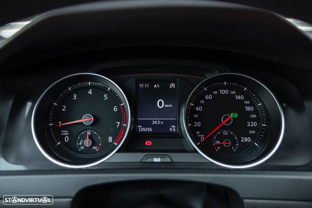 VW Golf GTI Performance BlueMotion DSG - 11