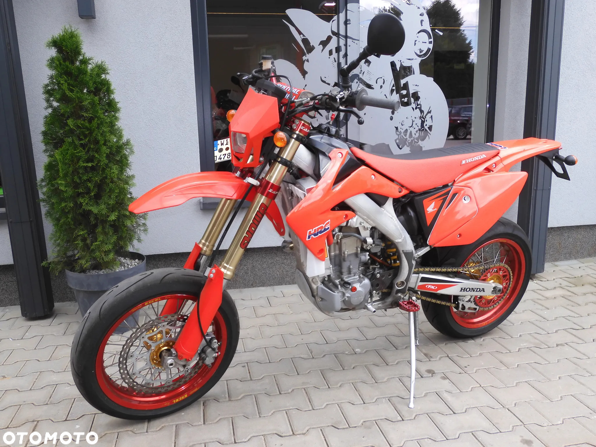 Honda CRF - 16