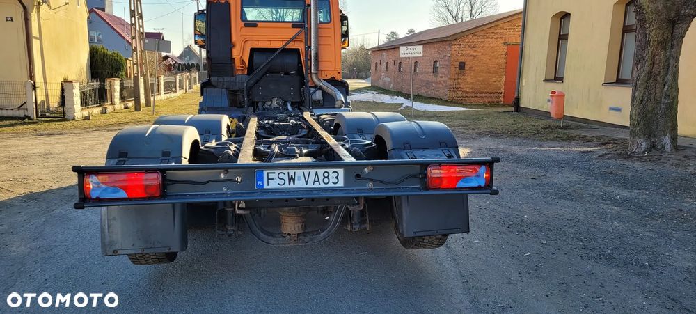 MAN TGS 2011r KRÓTKI ROZSTAW 390cm 3-y OSIOWY rama do zabudowy DMC 26t BECZKA ASENIZACJA - 33