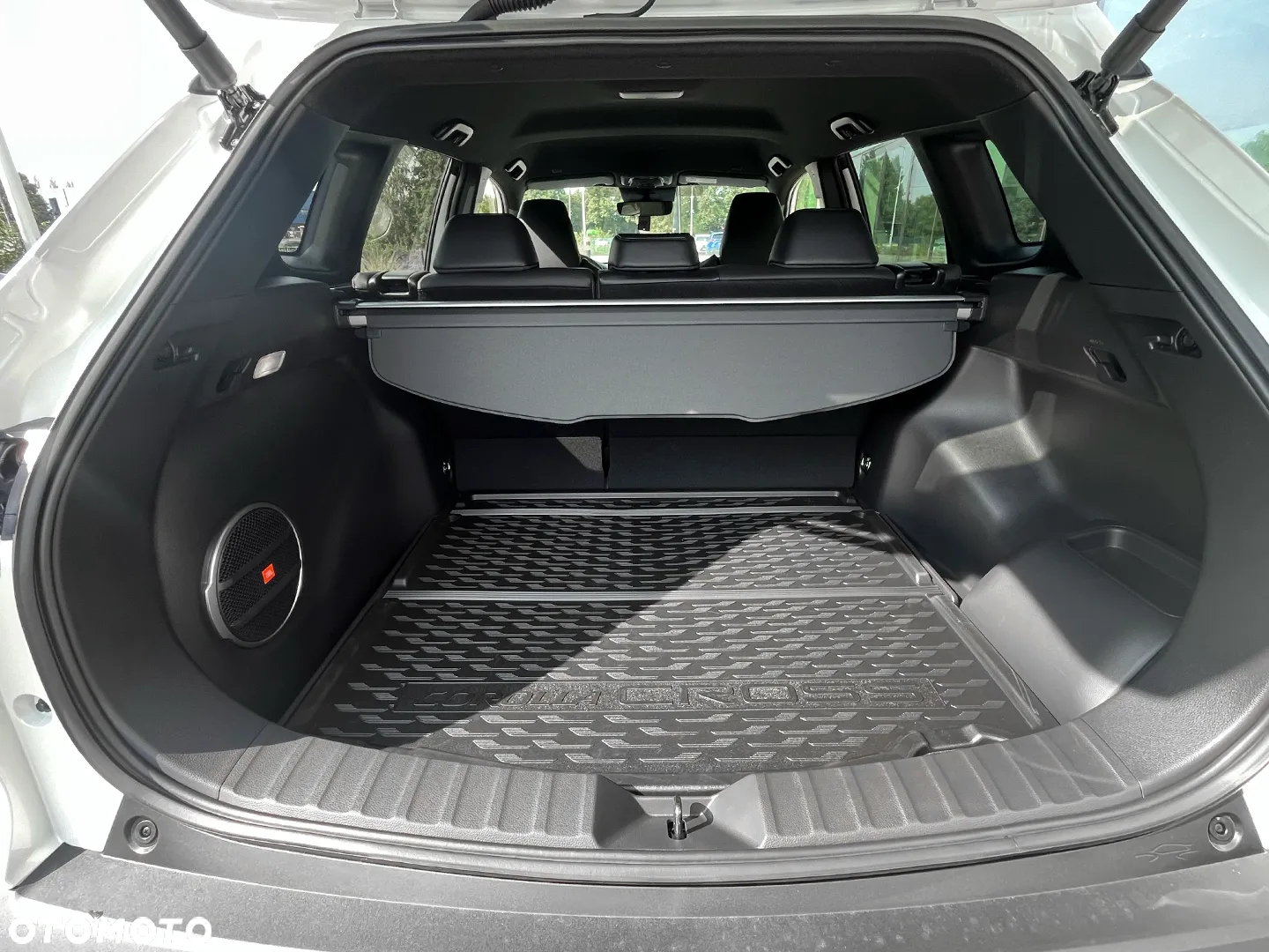 Toyota Corolla Cross 2.0 Hybrid Executive AWD - 6