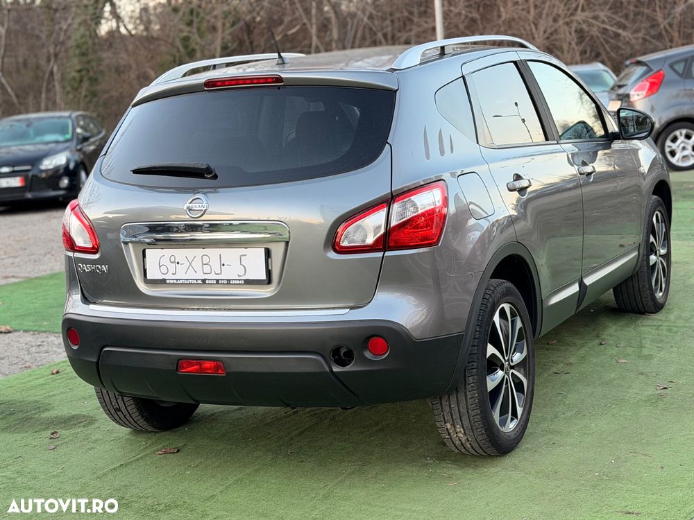 Nissan Qashqai - 11