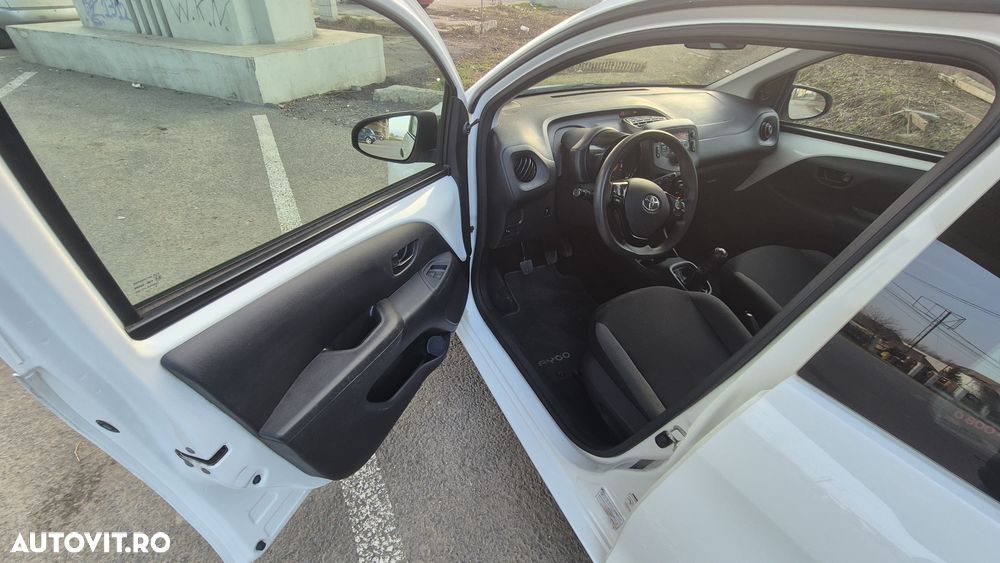 Toyota Aygo 1.0 VVY-I 5 usi X - 10