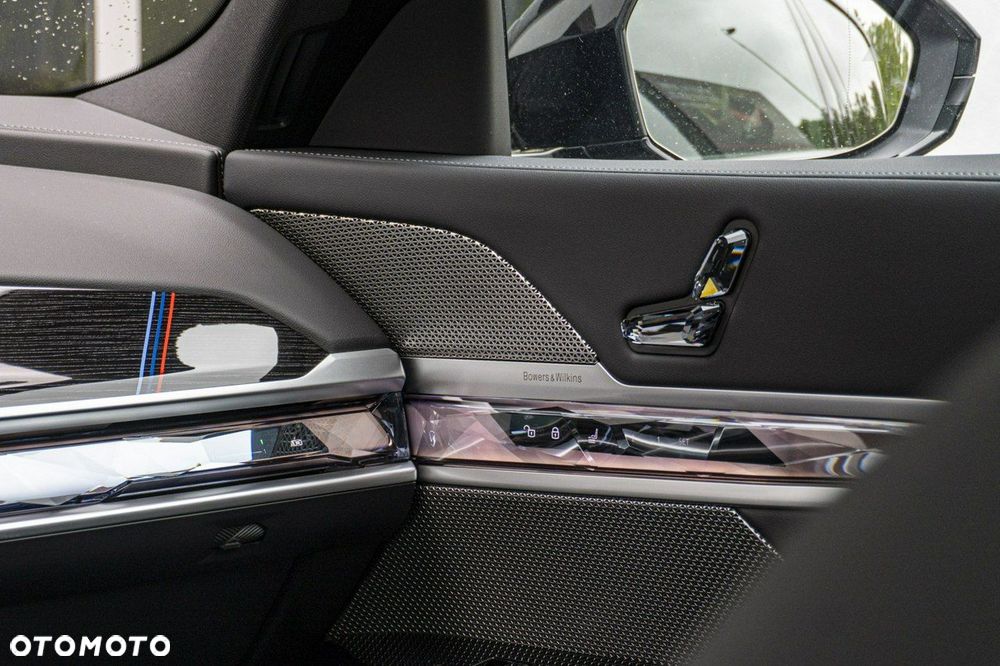 BMW Seria 7 - 27