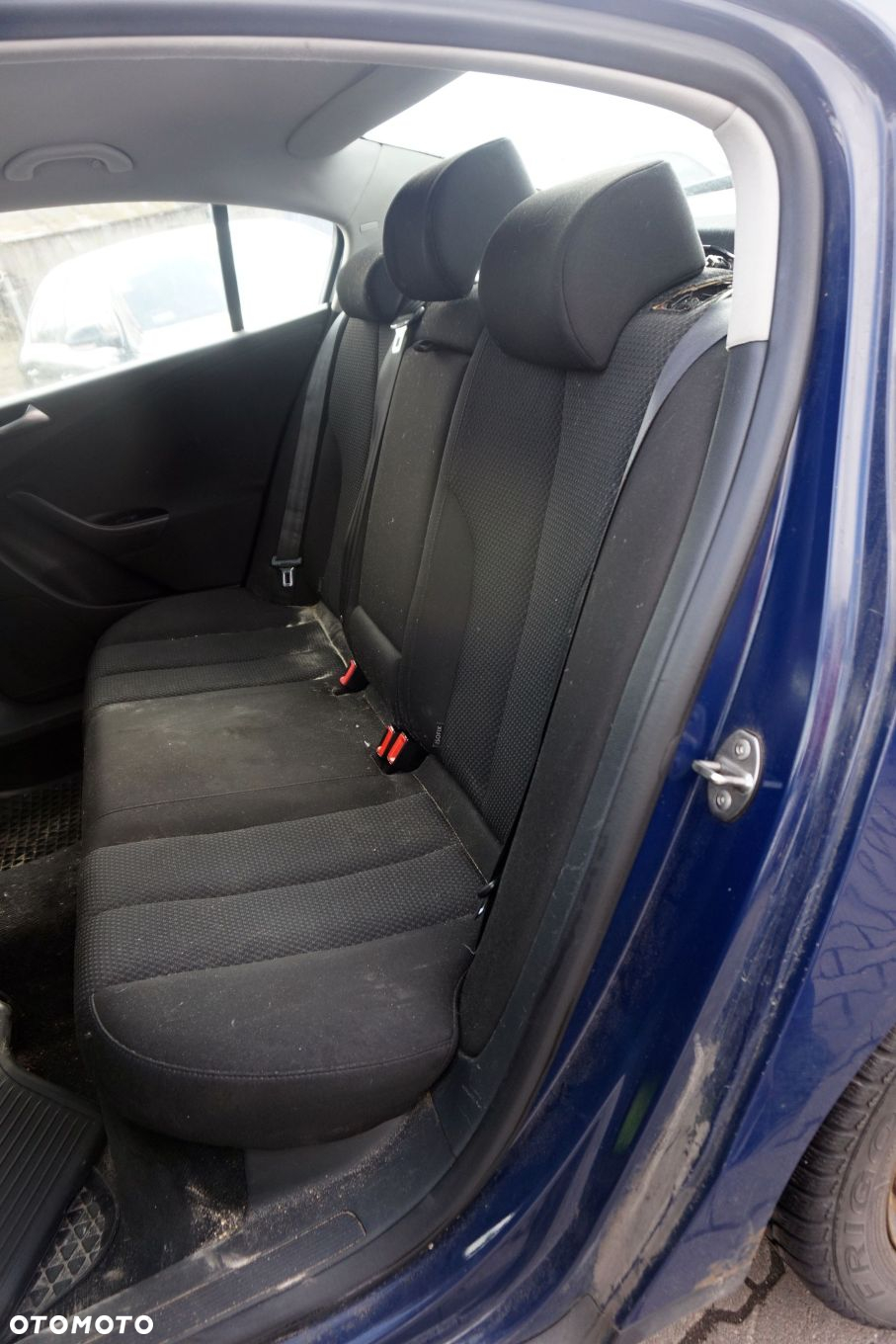 VOLKSWAGEN PASSAT B6 SEDAN 2009 LA5E 1.8 TSI BZB 160KM KVT GRANATOWY na części - 12