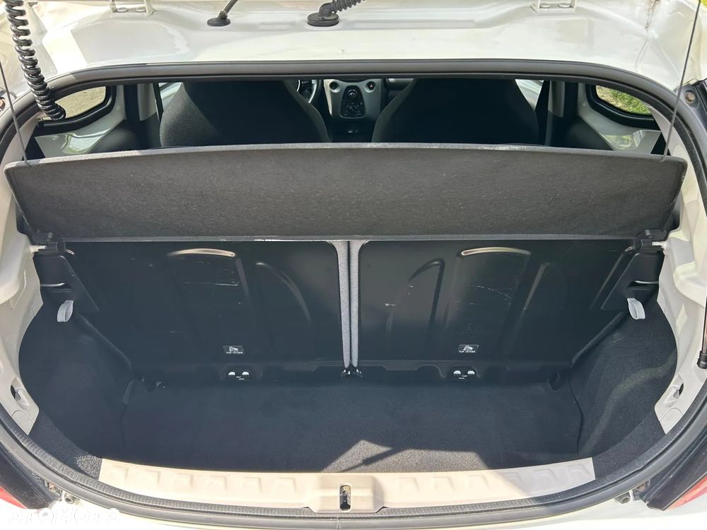 Toyota Aygo - 10