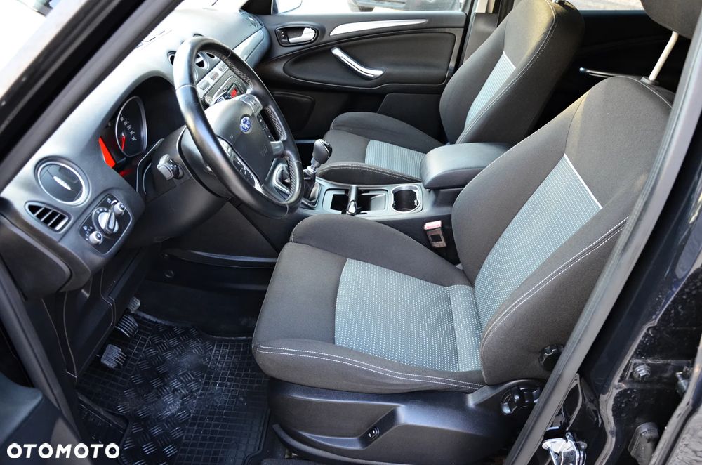 Ford S-Max 2.0 TDCi Ambiente - 28
