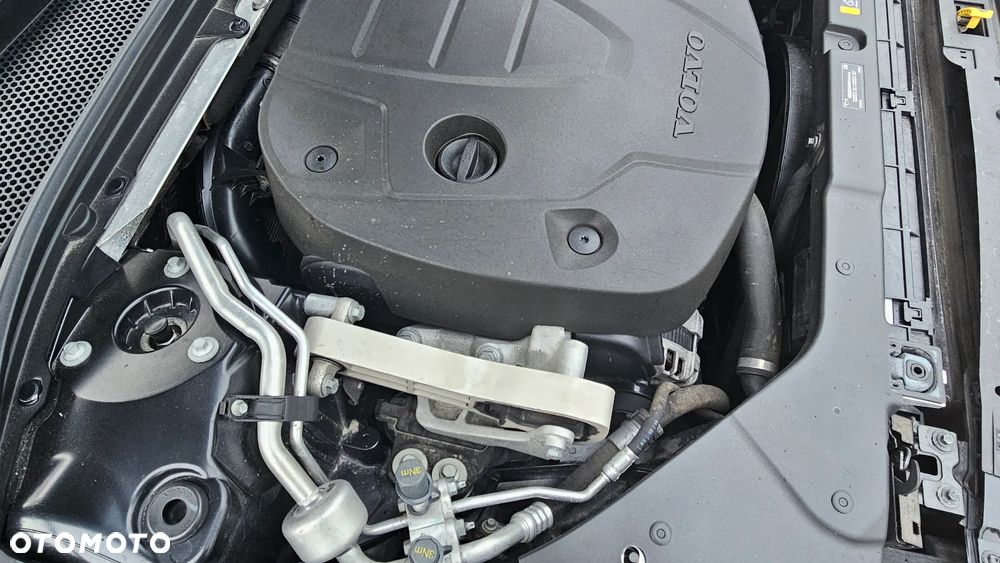 Volvo V60 D3 Momentum Pro - 20