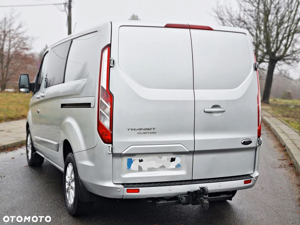 Ford TRANSIT CUSTOM - 12