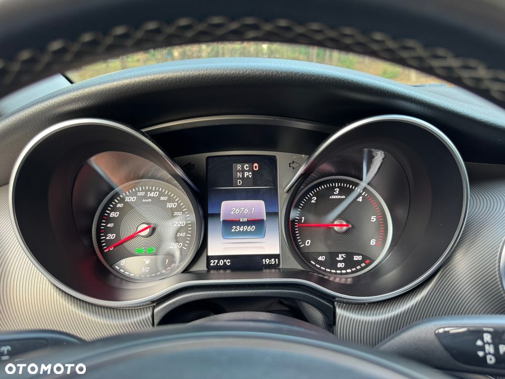 Mercedes-Benz Klasa V 250 (BlueTEC) d 7G-Tronic (d³ugi) - 23