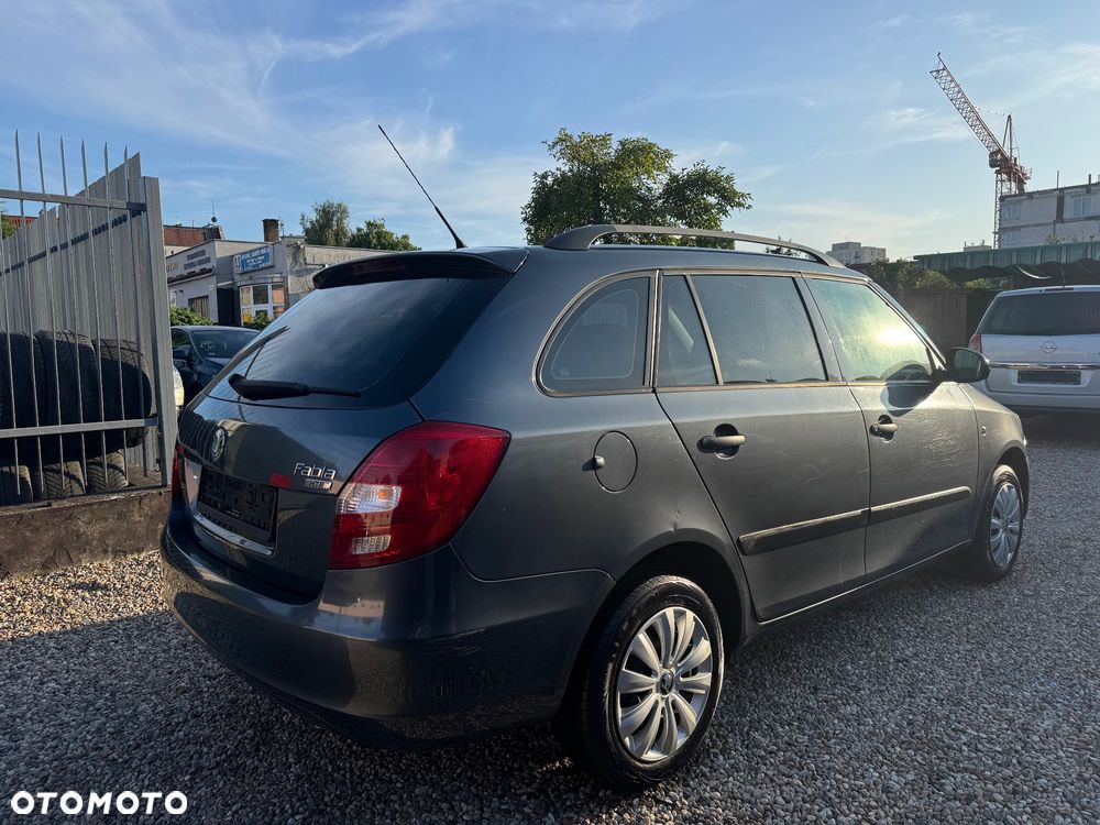 Skoda Fabia 1.2 HTP Ambiente - 9