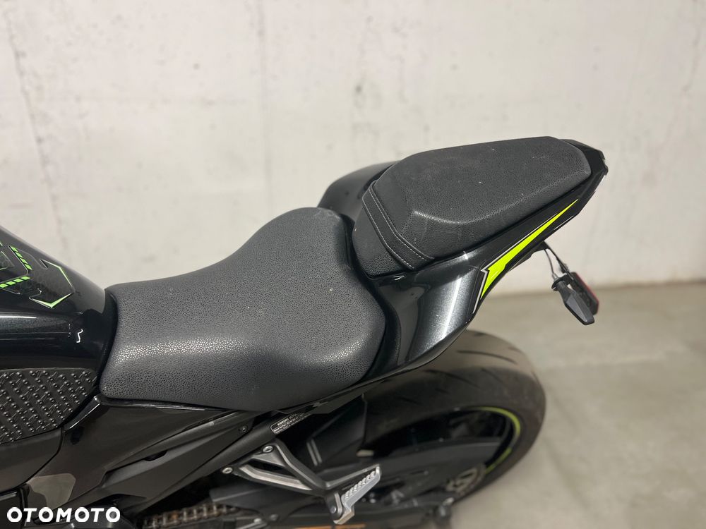 Kawasaki Z 900 - 13