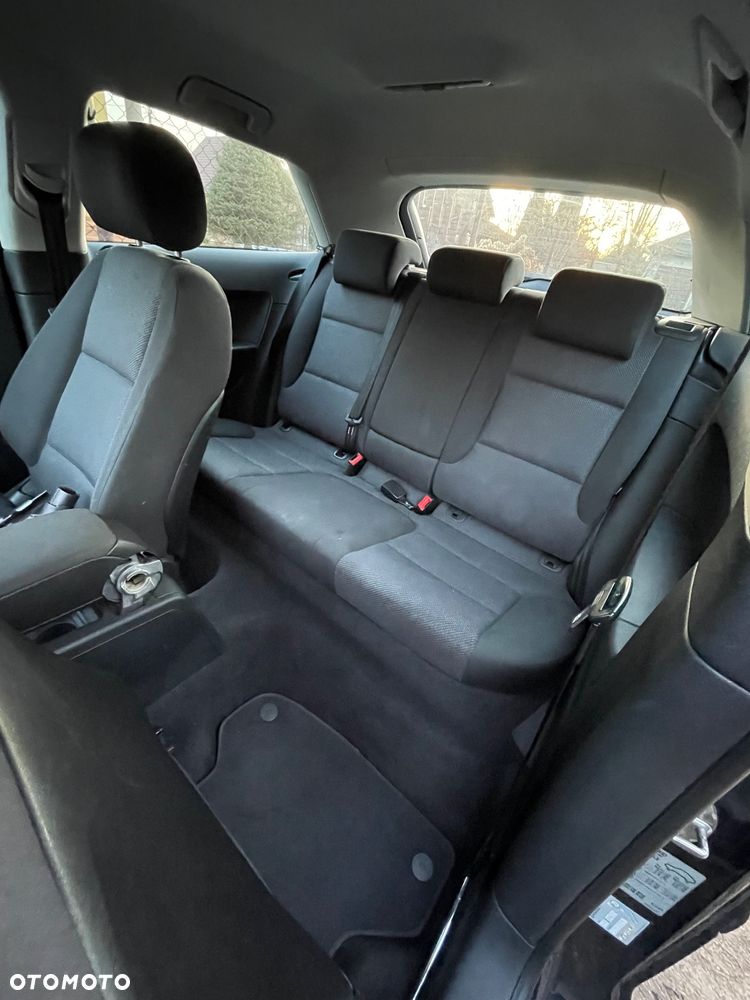 Audi A3 3-drzwiowe 1.6 TDI DPF Ambiente - 6