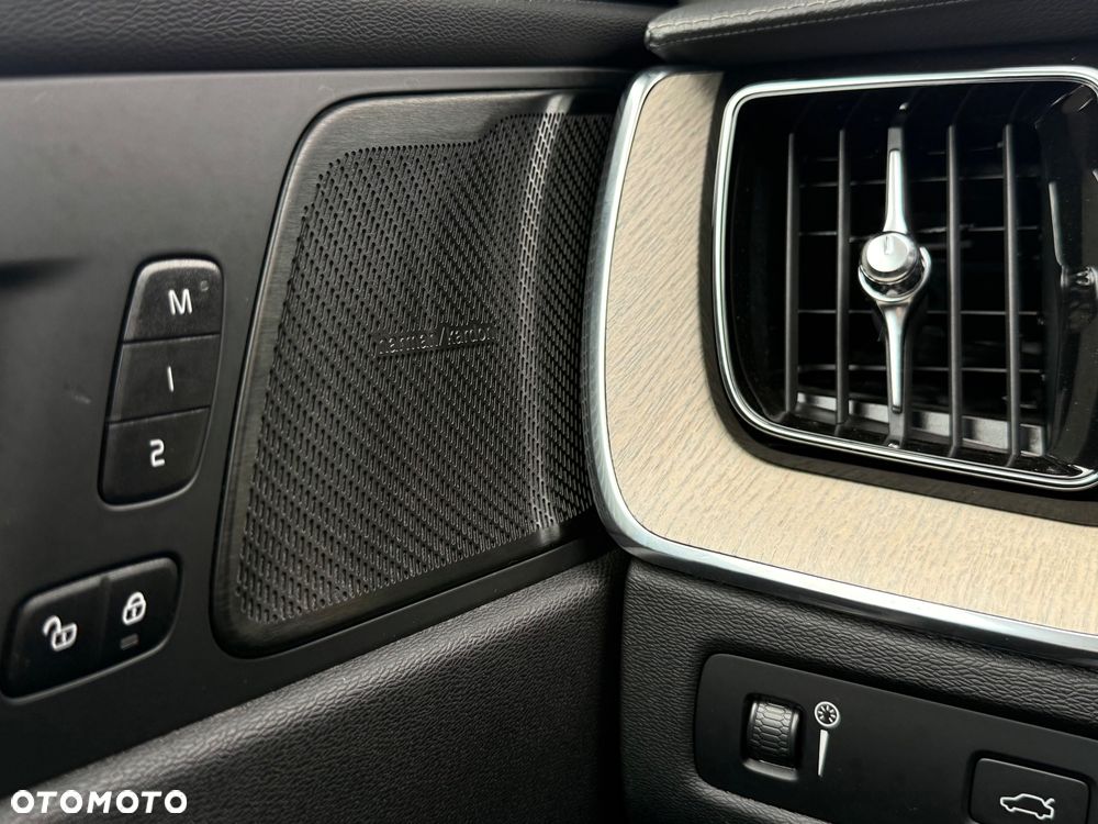 Volvo XC 60 B5 B AWD Geartronic Inscription - 25