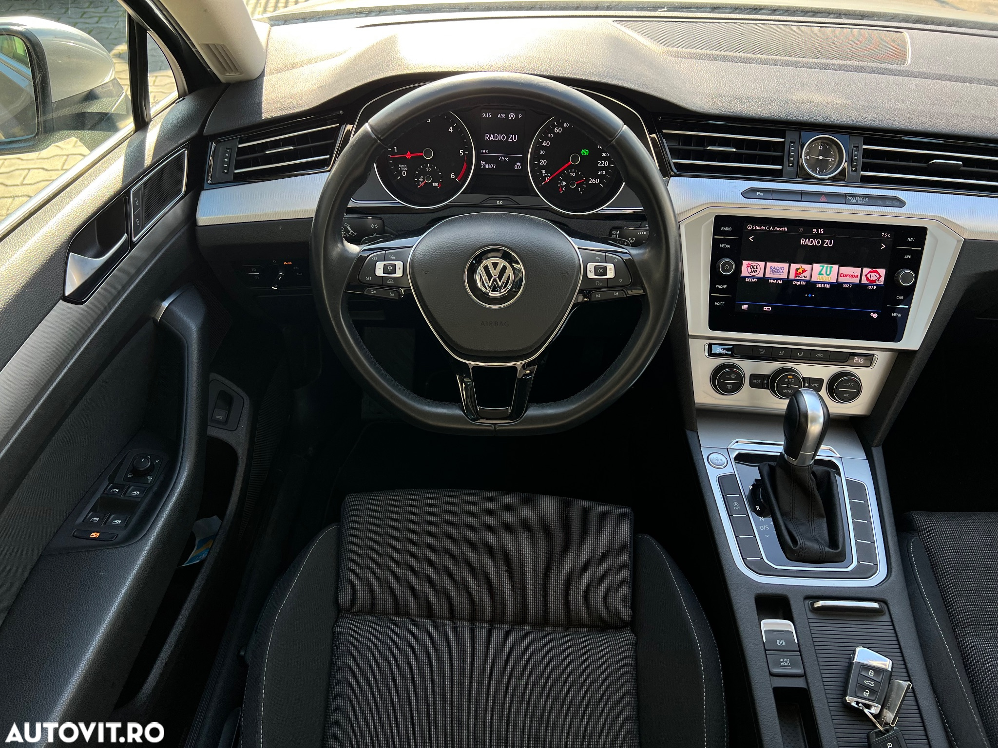 Volkswagen Passat - 9