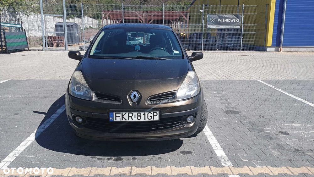 Renault Clio - 1