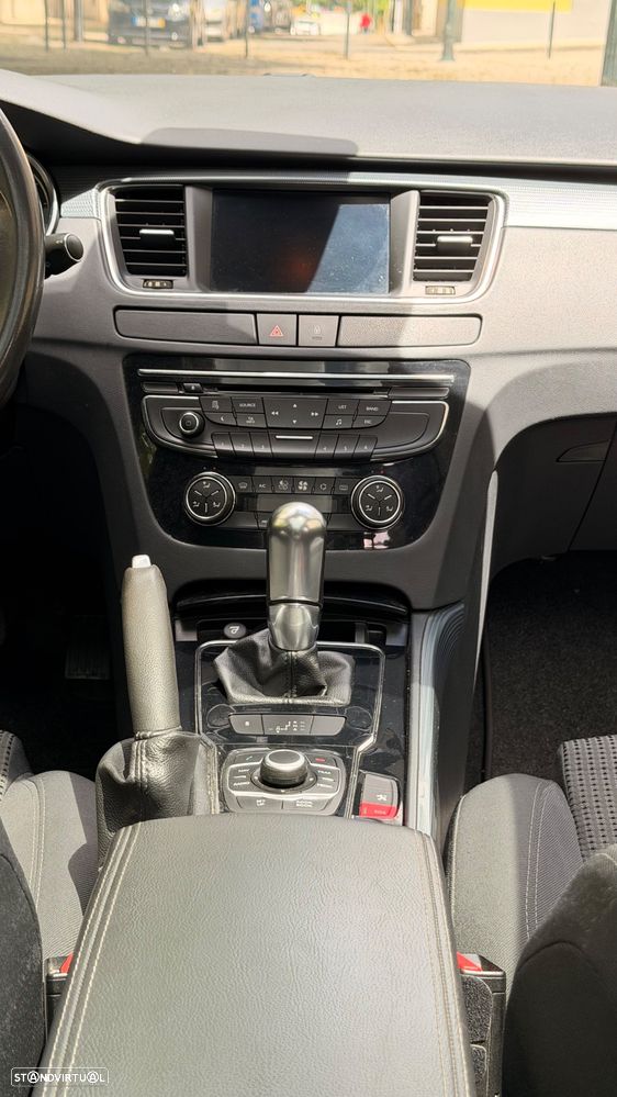 Peugeot 508 SW - 11