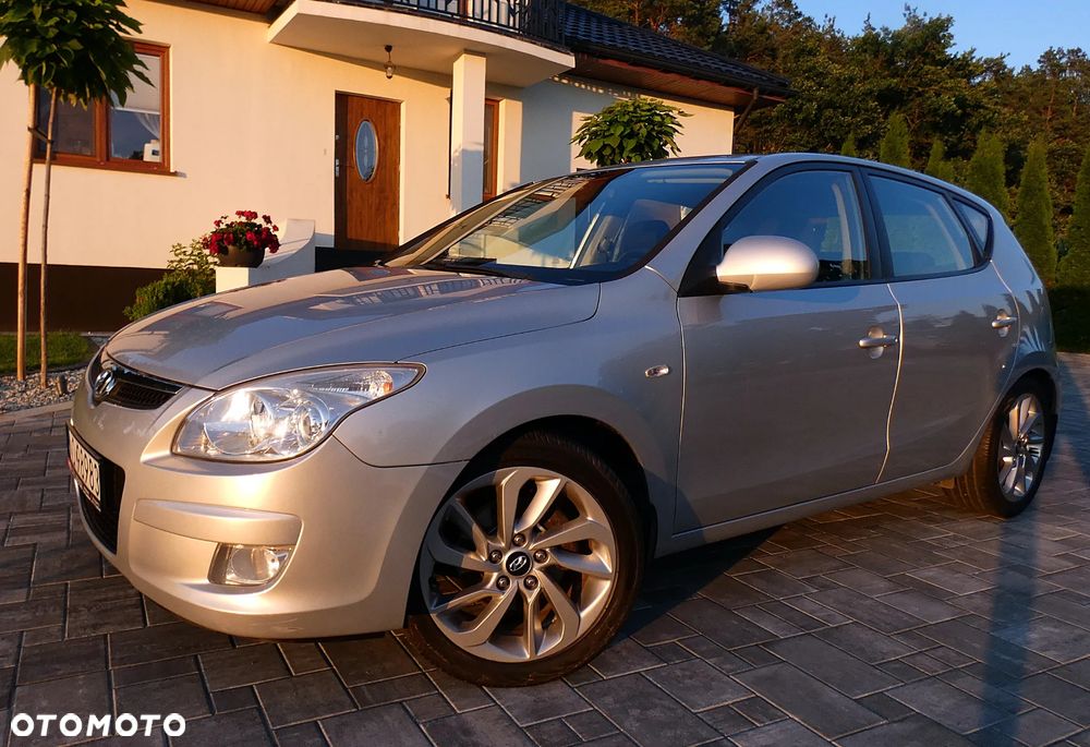 Hyundai i30 1.4 Comfort World Cup - 12