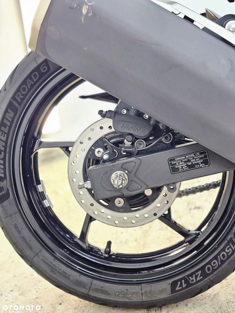 Kawasaki Ninja 500 - 32