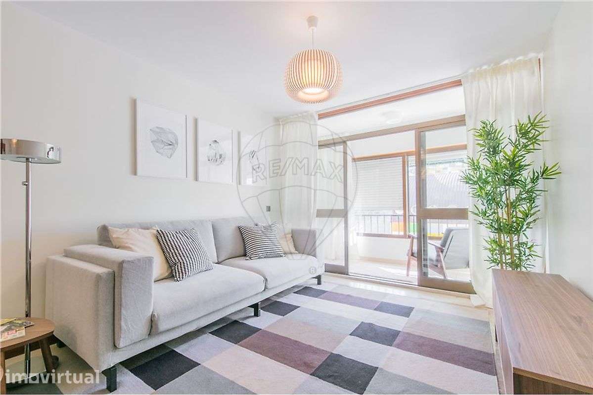 Apartamento T1 para arrendamento - Grande imagem: 2/16